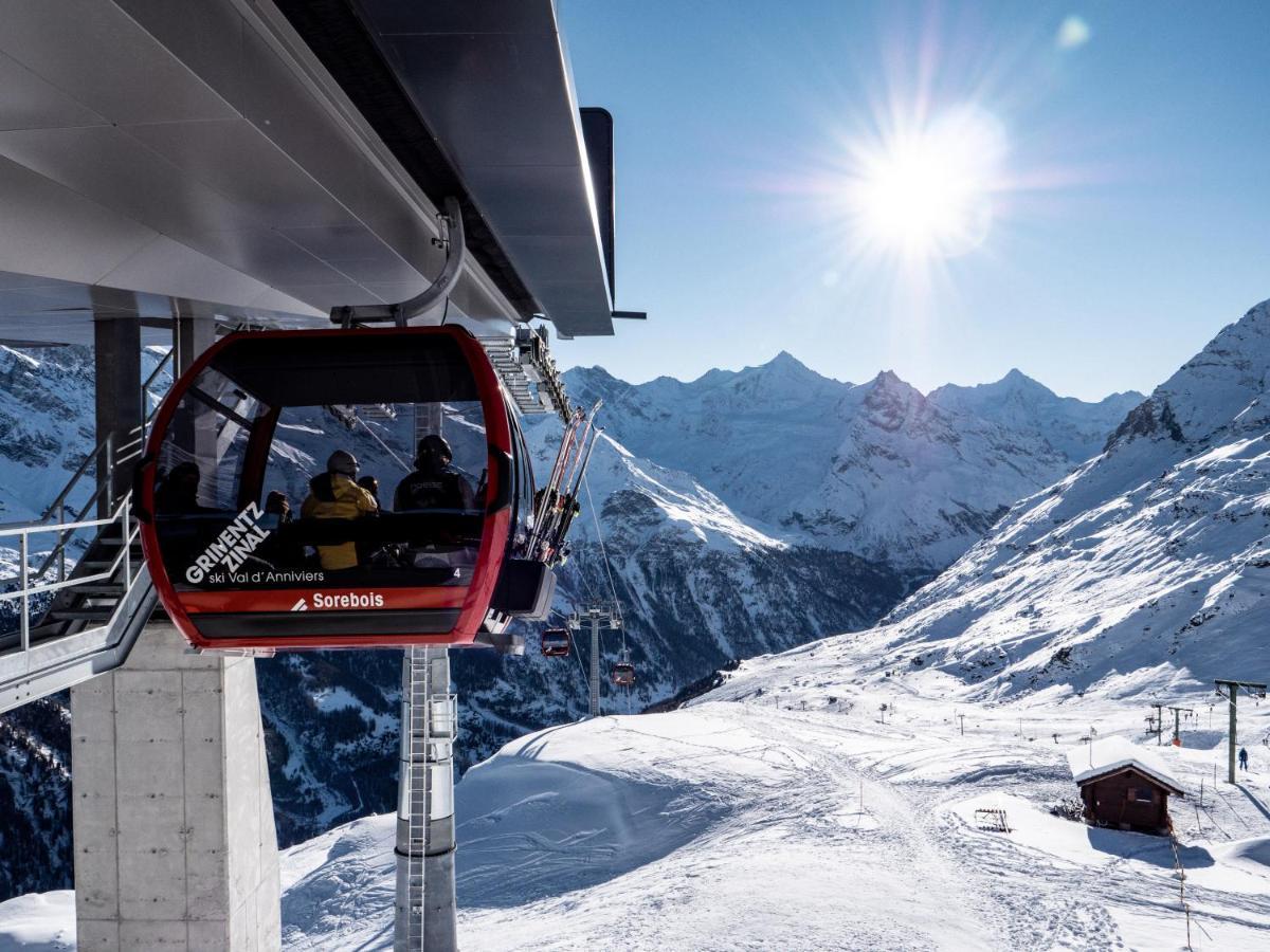 Hotel Le Besso - Swiss Romantic Lodge Зинал Екстериор снимка
