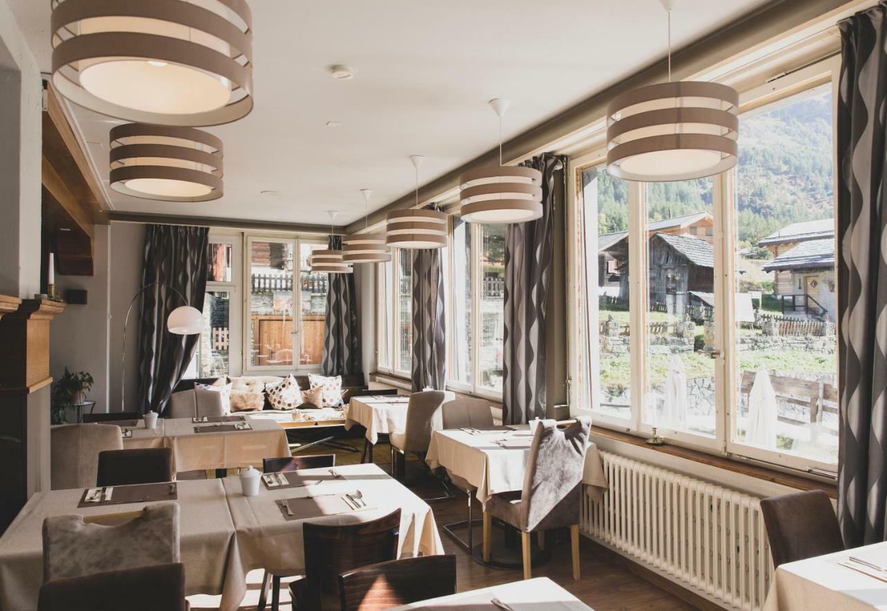 Hotel Le Besso - Swiss Romantic Lodge Зинал Екстериор снимка