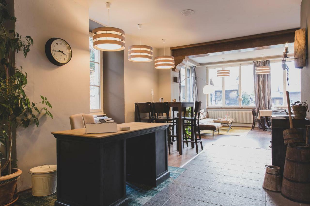 Hotel Le Besso - Swiss Romantic Lodge Зинал Екстериор снимка